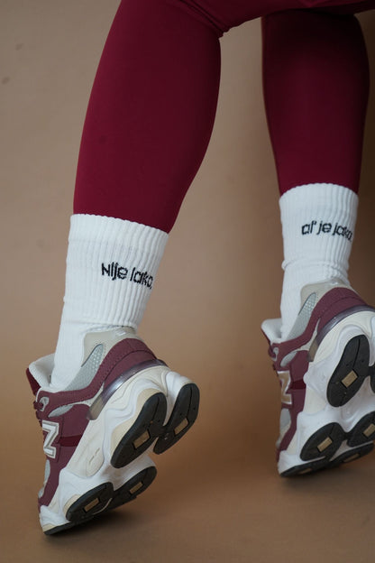 Doe fit socks
